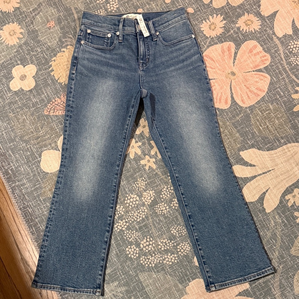 NWT Madewell Mid Rise Kick Out Jeans 25P